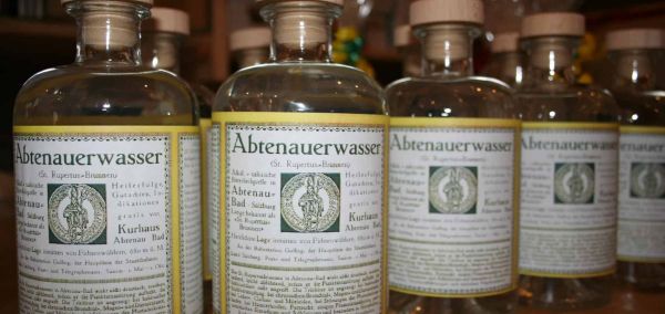 Balíček "Fontána mládí Abtenau" poskytuje fyzickou vitalitu s léčivou vodou Abtenau