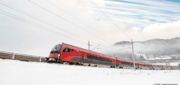 ÖBB Railjet Winter im SalzburgerLand. ÖBB Railjet Winter im SalzburgerLand.