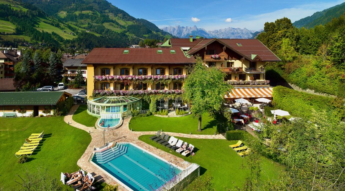 Familienhotel Lerch****, St. Johann Familienhotel Lerch****, St. Johann