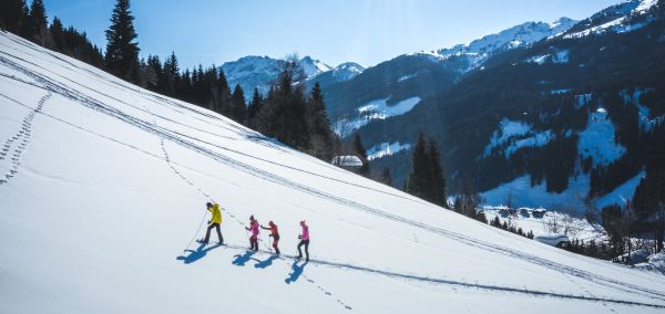 210 kilométernyi sípálya várja Önt a Snow Space Salzburg síterepen, a Flachauwinkl-Kleinarl hegyen és Zauchensee-ben.