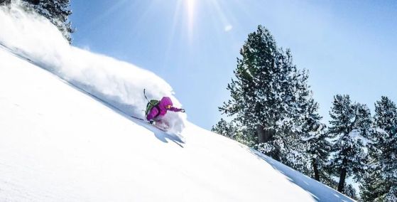 7 éjszaka a kívánt szálláskategóriában, 6 napos Ski amadé síbérlet