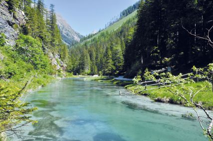 Konsultanci z Salzburskiego Lungau skontaktują się z Tobą tak szybko, jak to możliwe i pomogą Ci znaleźć zakwaterownie